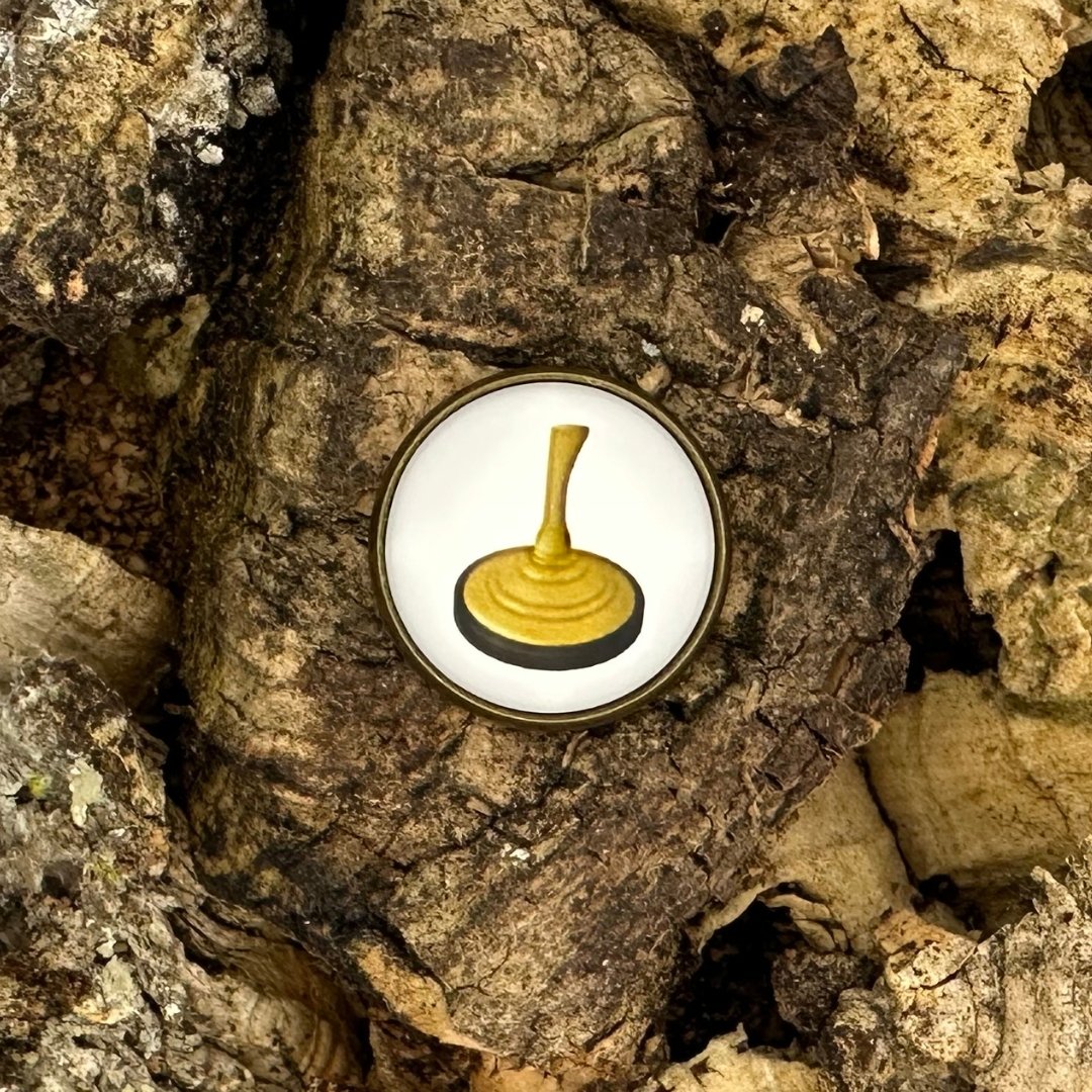 Eisstock| Anstecker | Altkupfer