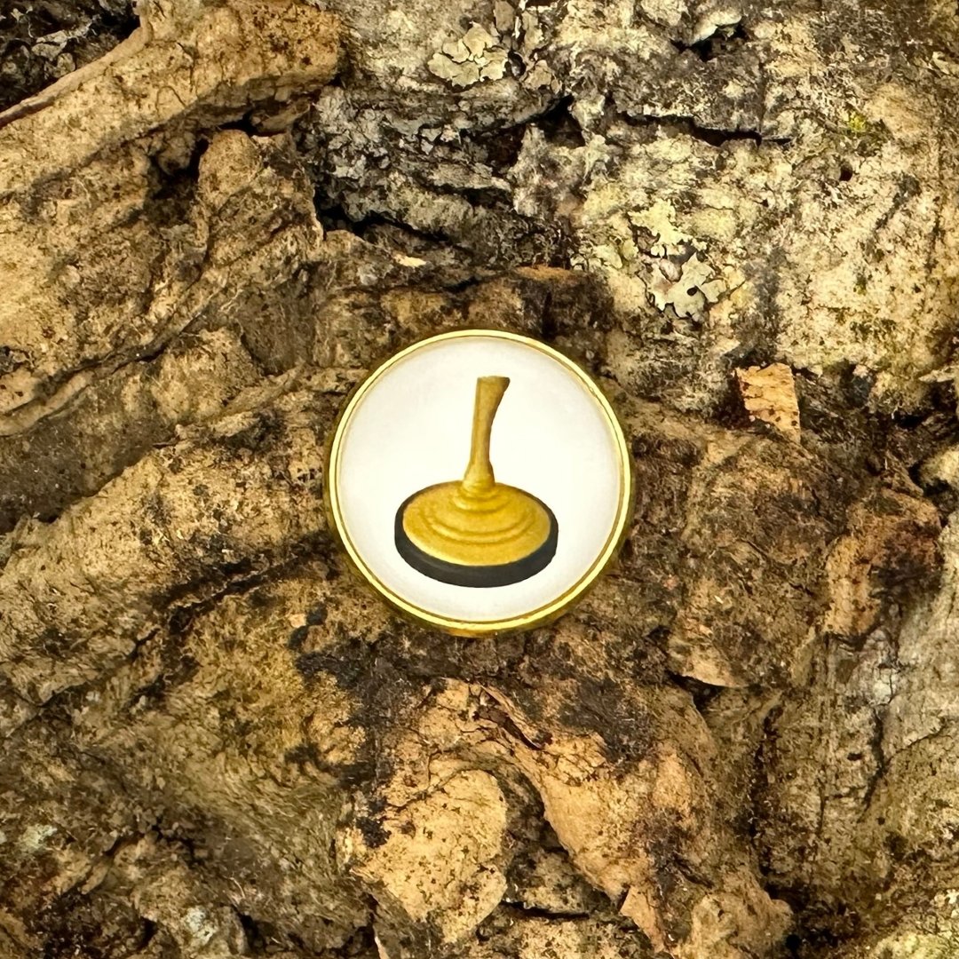 Eisstock | Pin | Gold