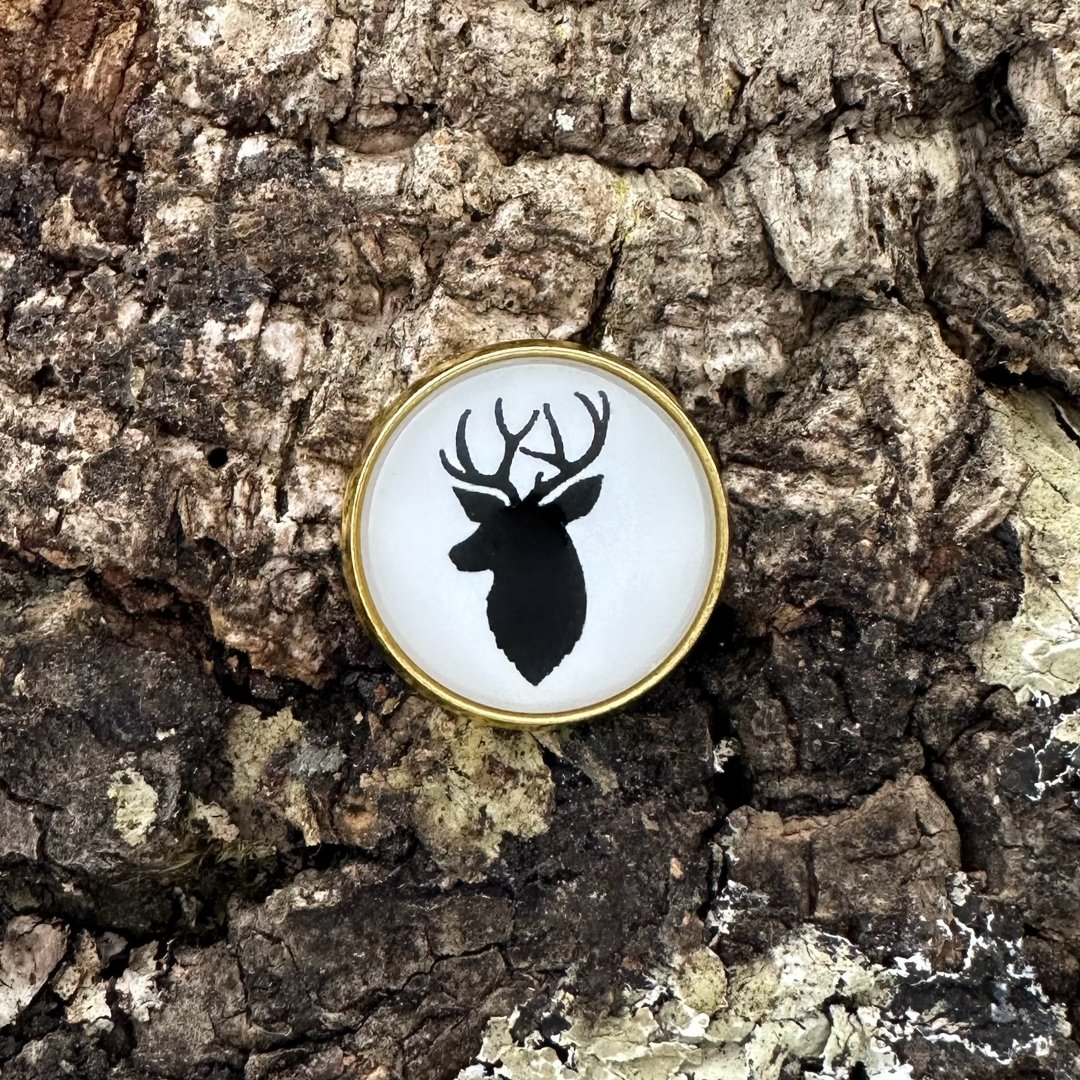 Hirsch 2 | Pin | Gold