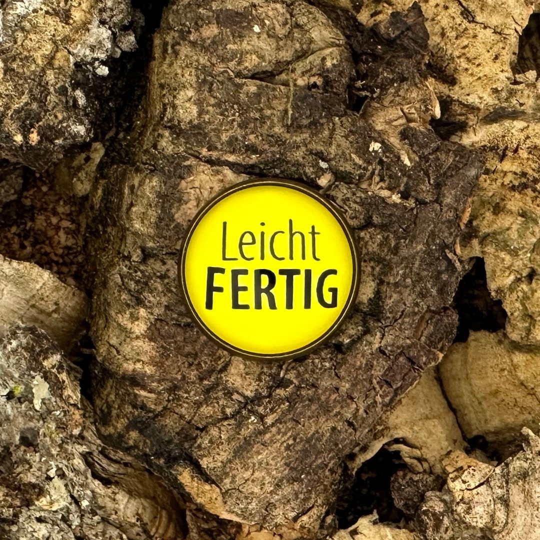 LeichtFERTIG | Pin | Altkupfer