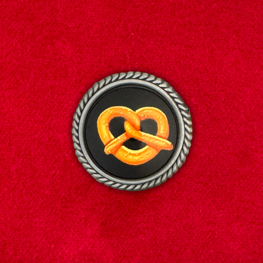 Breze Schwarz | Pin | Zierfassung