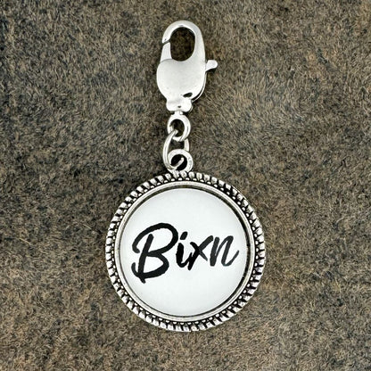 Bixn | Charivari-Anhänger | Perlkranz | Altsilber