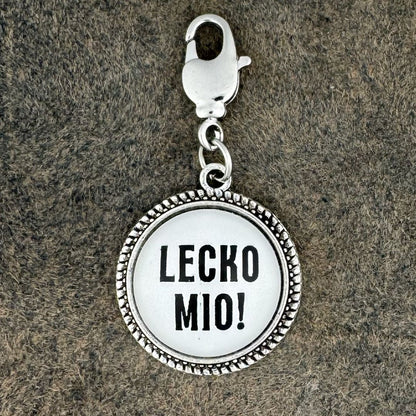 Lecko Mio | Charivari-Anhänger | Perlkranz | Altsilber