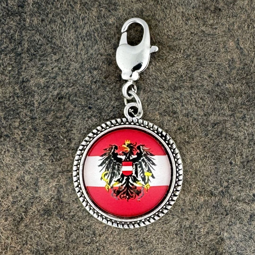 Österreich Adler | Charivari-Anhänger | Perlkranz | Altsilber