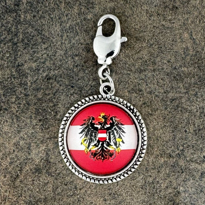 Österreich Adler | Charivari-Anhänger | Perlkranz | Altsilber