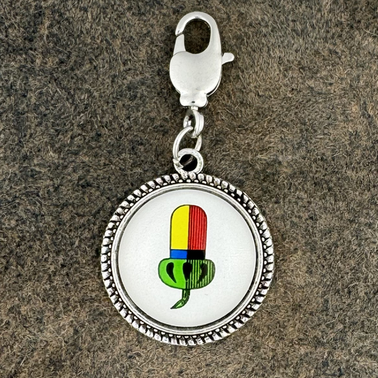 Schafkopf Eichel | Charivari-Anhänger | Perlkranz | Altsilber