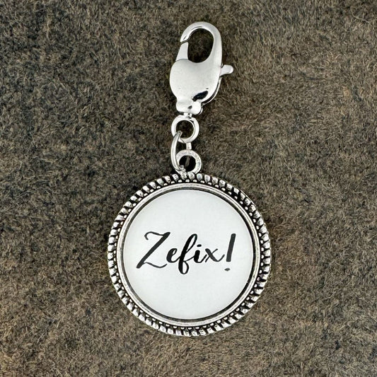 Zefix! | Charivari-Anhänger | Perlkranz | Altsilber