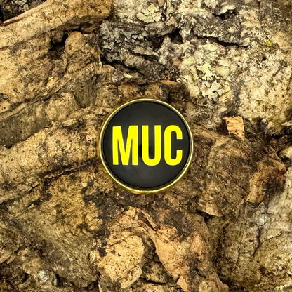 MUC | Pin | Gold